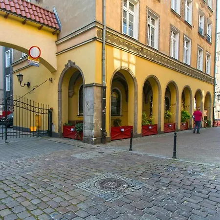 Old Town Dlugi Targ Apartman *